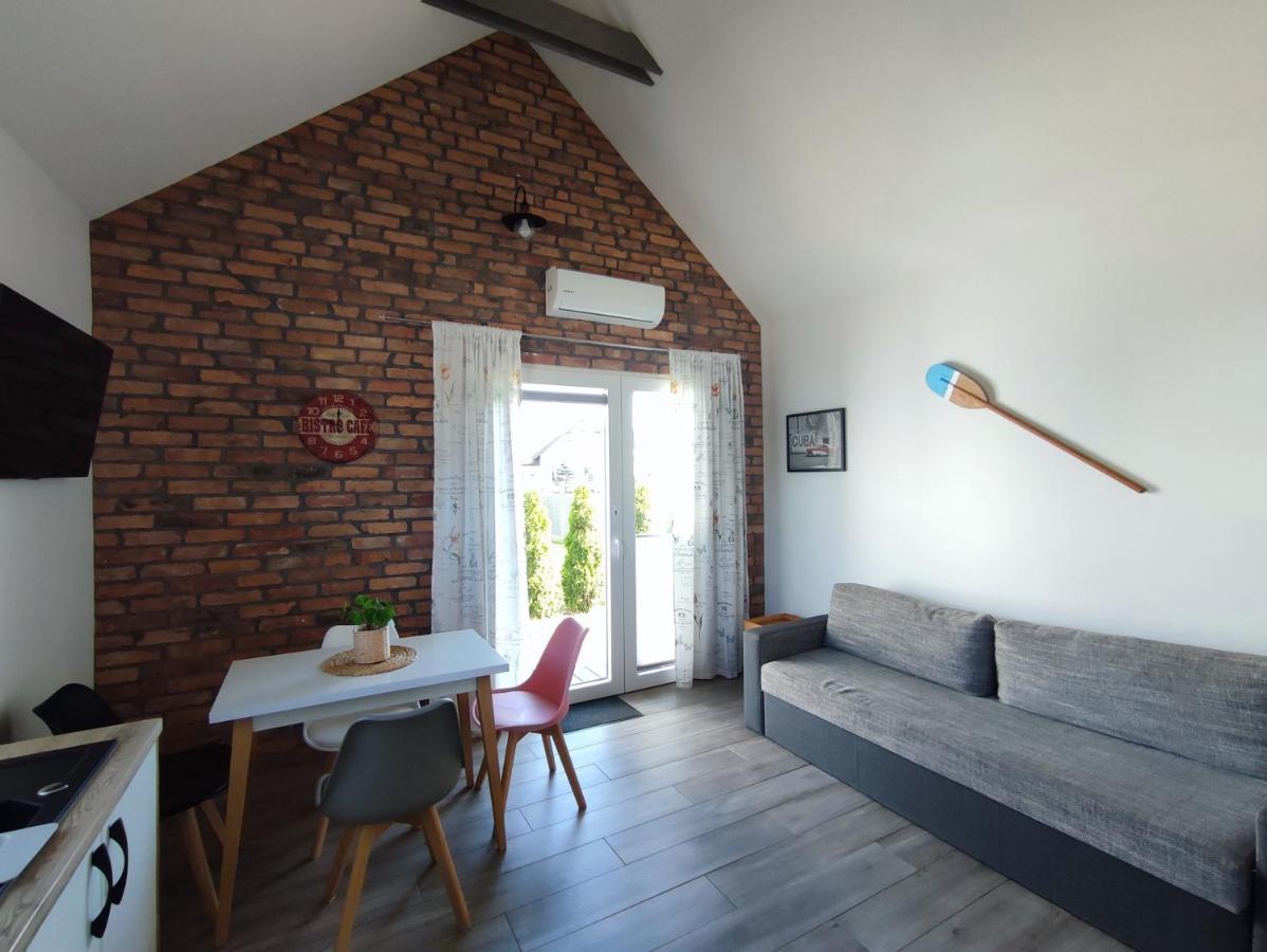 Sowi Kat Domki I Apartamenty Mikołajki Exterior foto